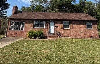 Building Photo - 113 Bowen Dr