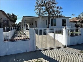 Building Photo - 810 E Realty St
