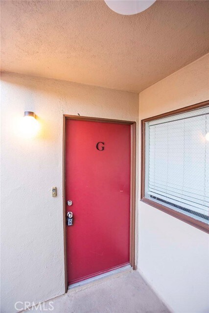 Foto del edificio - 5937 Armaga Spring Rd