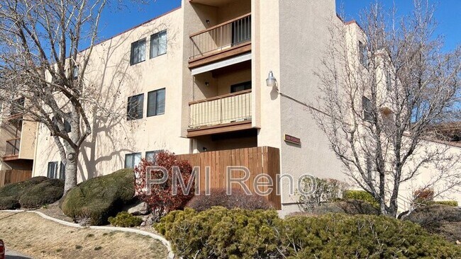 Building Photo - 2700 Plumas St