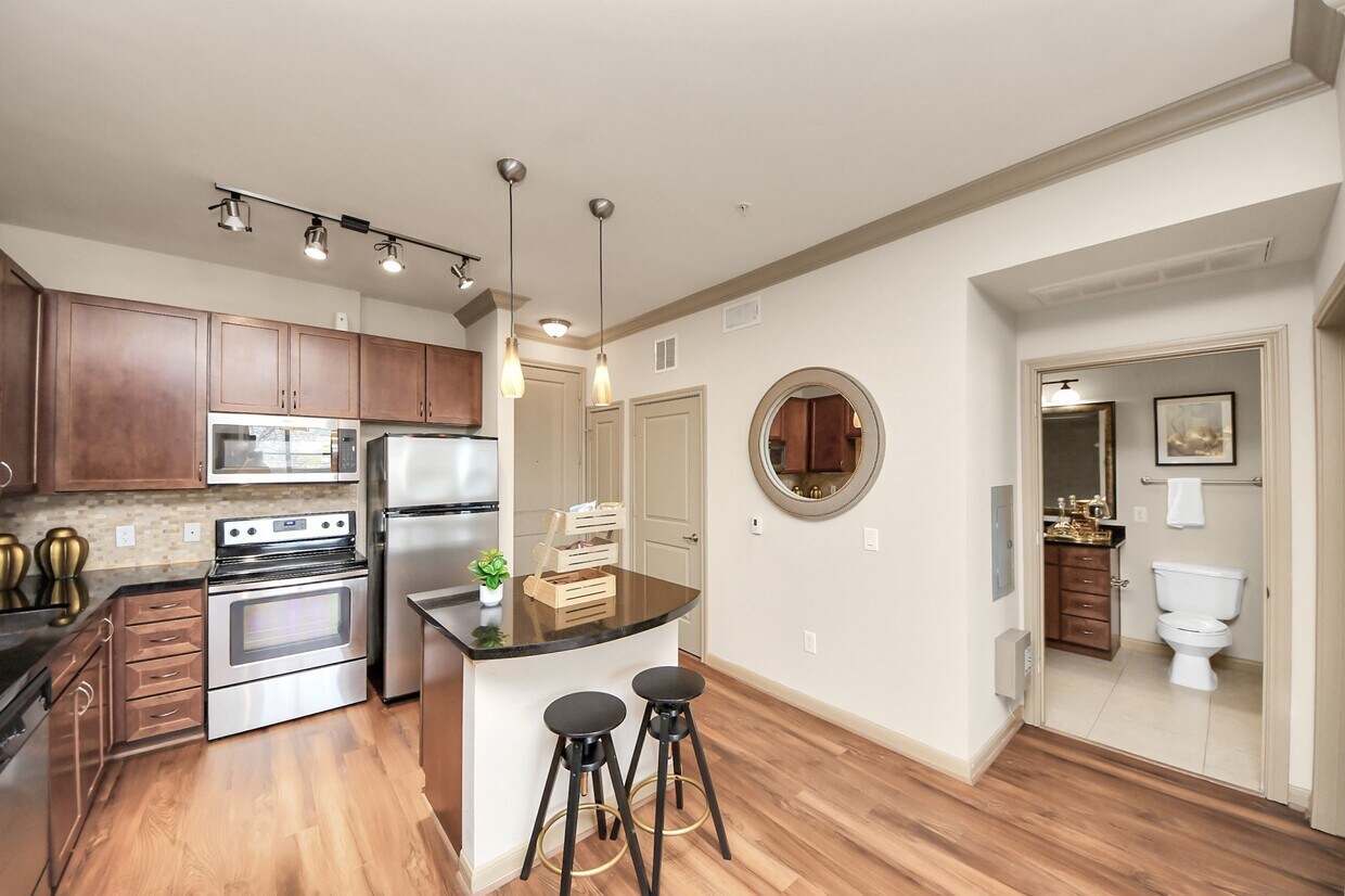 Foto principal - 6363 San Felipe St
