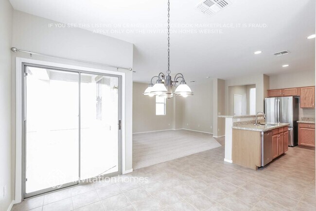 Foto del edificio - 3787 E Chickadee Rd