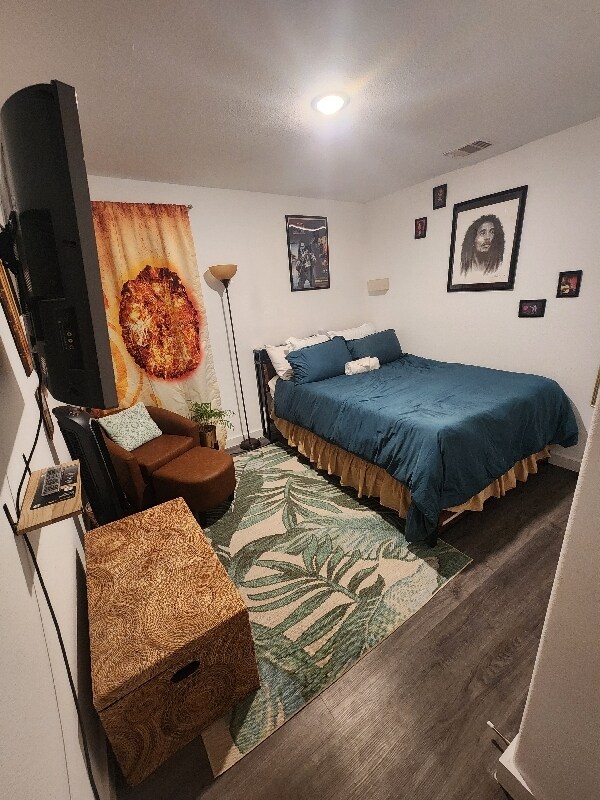 Foto principal - 5212 Ina St