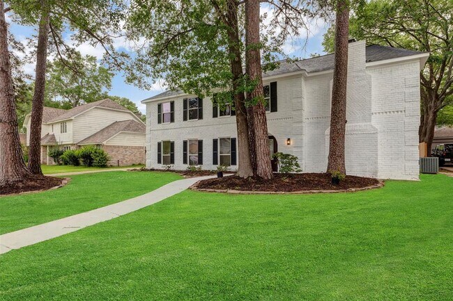Foto del edificio - 7707 12 Fairway Ln