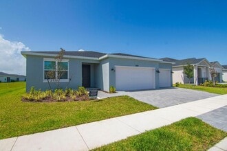 Building Photo - 5684 Hampton Park Cir