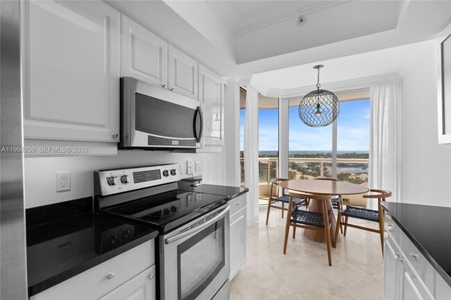 Photo - 21055 Yacht Club Dr House