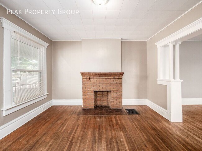 Building Photo - 89 E Patterson Ave