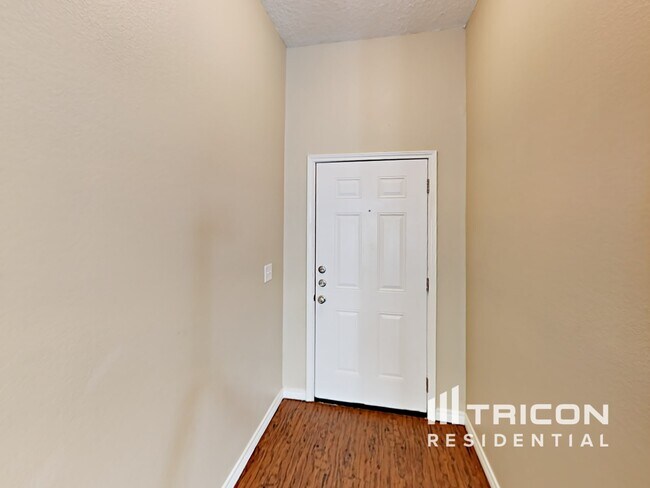 Building Photo - 10805 Canoe Road Frisco TX
