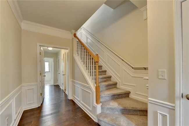 Building Photo - 4006 Edgecomb Dr