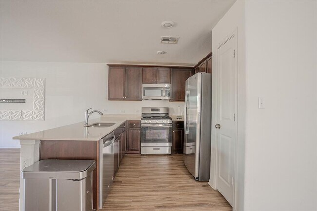 Foto del edificio - 14005 Mussel Rn