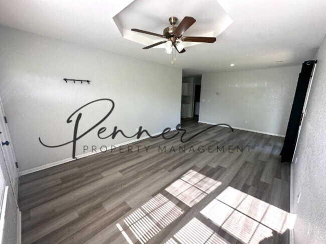 Foto del edificio - 500 NE Austin St