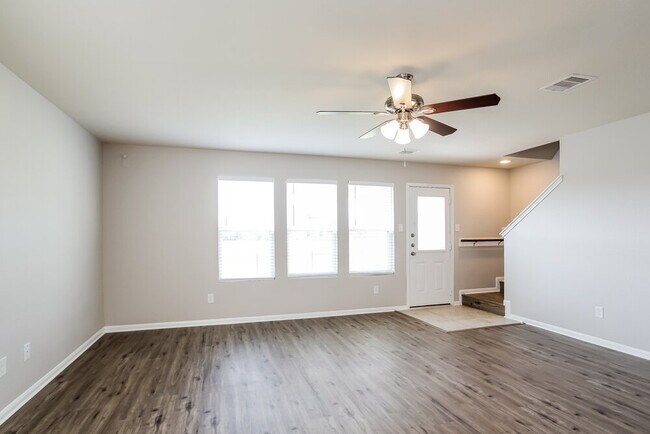 Building Photo - 9962 Chimney Swift Ln