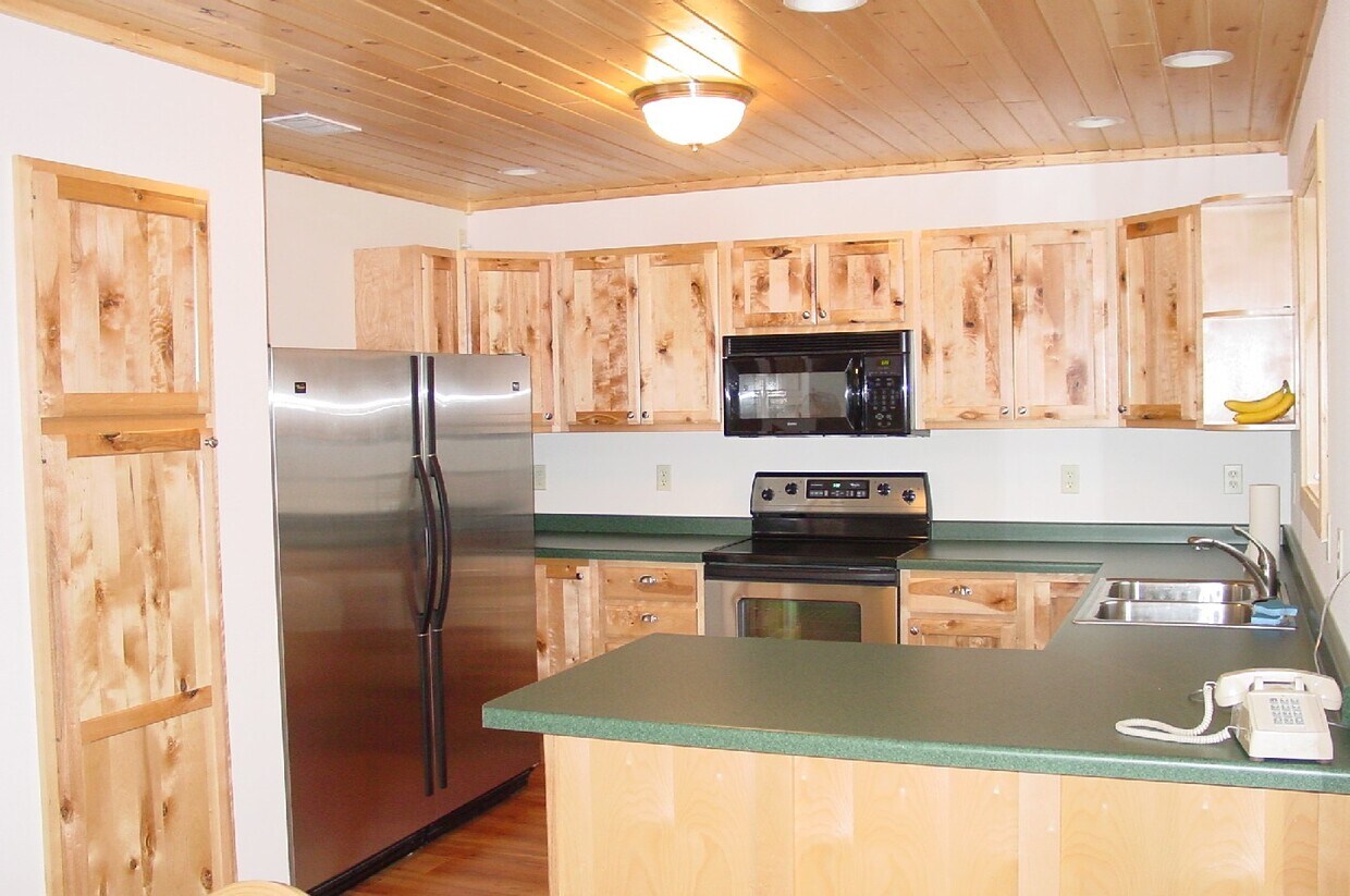 Foto principal - 1505 N 43rd Ave E