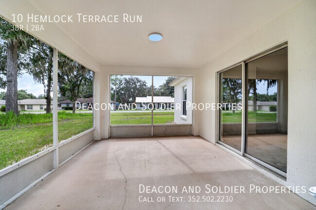 Foto del edificio - 10 Hemlock Terrace Run