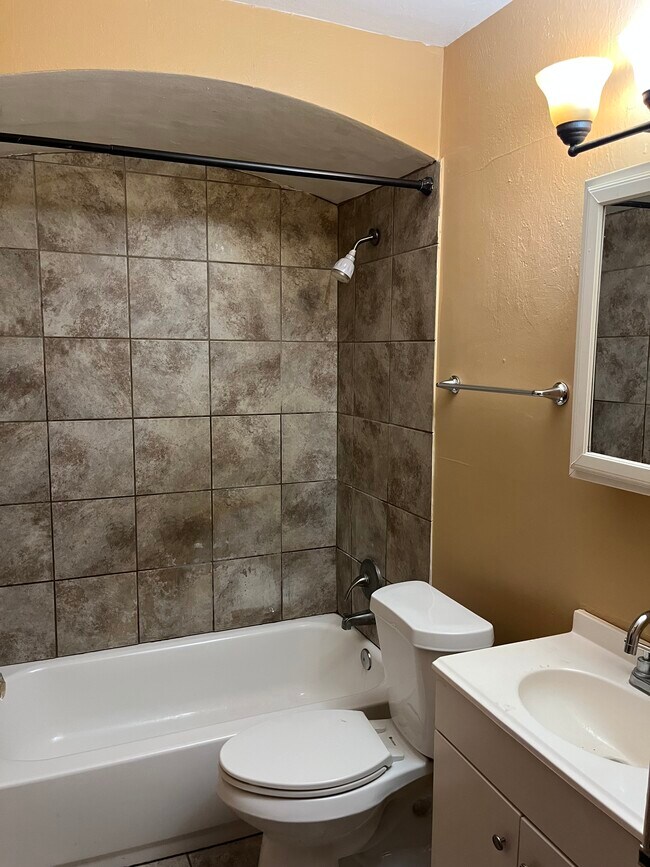 Bathroom - 5919 Dressell Ave
