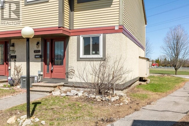 Building Photo - 4338 Meadowvale Ln