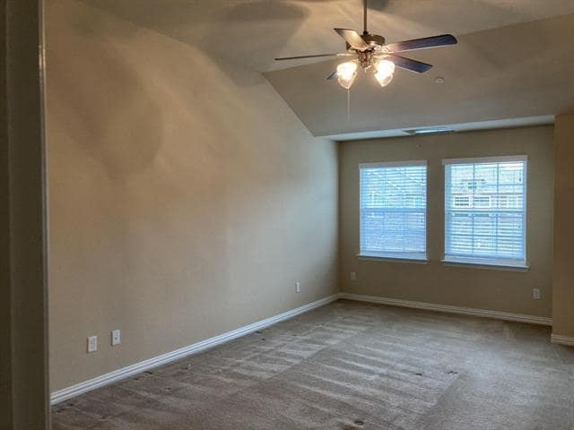 Foto del edificio - 146 Barrington Ln