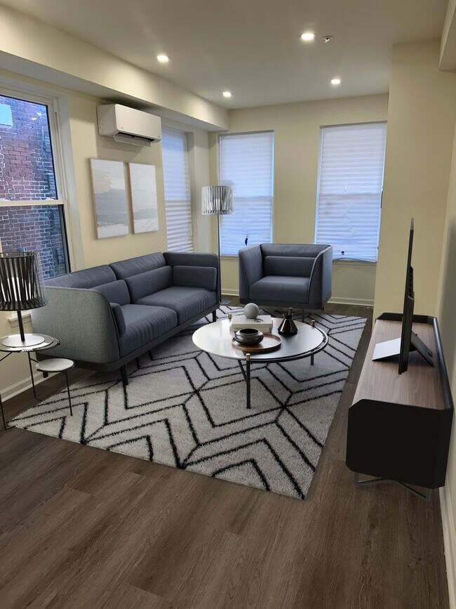 Building Photo - One FREE MONTH!! Luxury Bi-Level 2BR Apart...