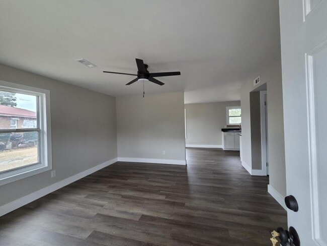 Foto del edificio - 1502 N 26th St