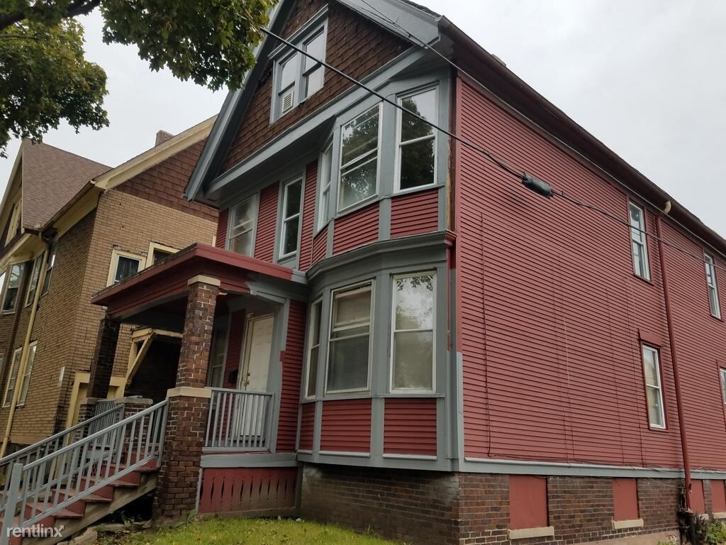 Primary Photo - 2968 N Buffum St