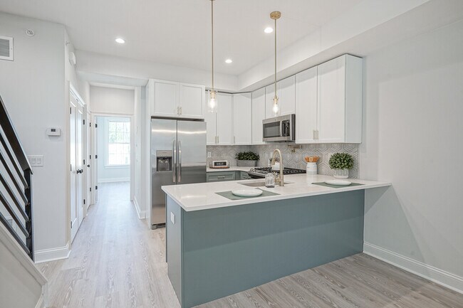 Building Photo - 1127 S 20th St