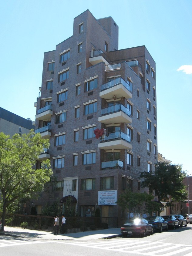 Primary Photo - Parkville Promenade Condominiums