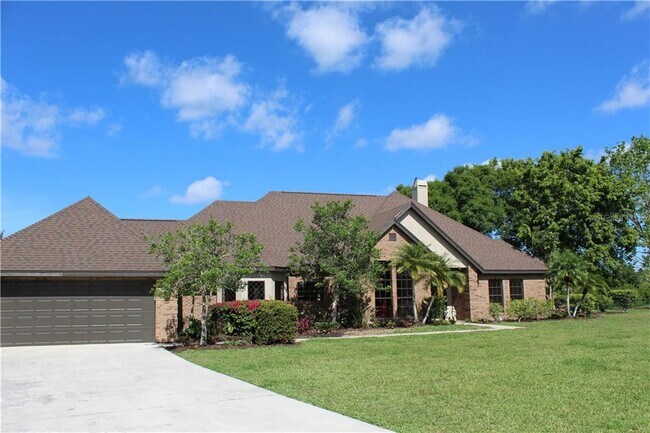 Building Photo - 8393 Turnberry Cir