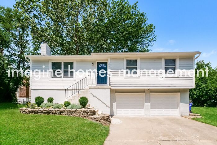 Primary Photo - Beautiful 3 Bedroom and 2 Bath Home in Ola...