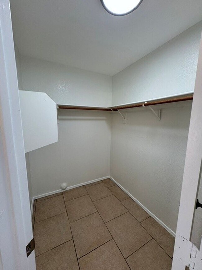 Foto del edificio - 14406 S 43rd St