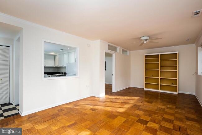 Building Photo - 106 Cross Keys Rd
