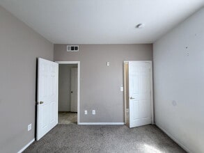 Building Photo - 6955 N Durango Dr