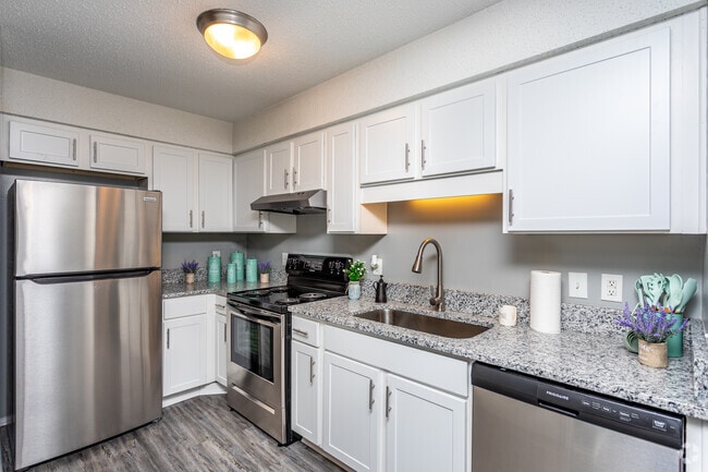 Interior Photo - The Avery at Auburn