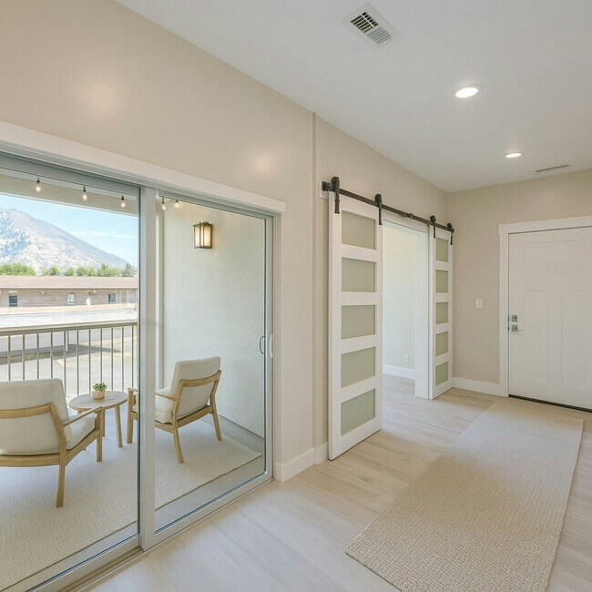 Foto del edificio - 67 S Main St