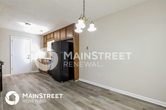 Building Photo - 335 Cornwallis Way