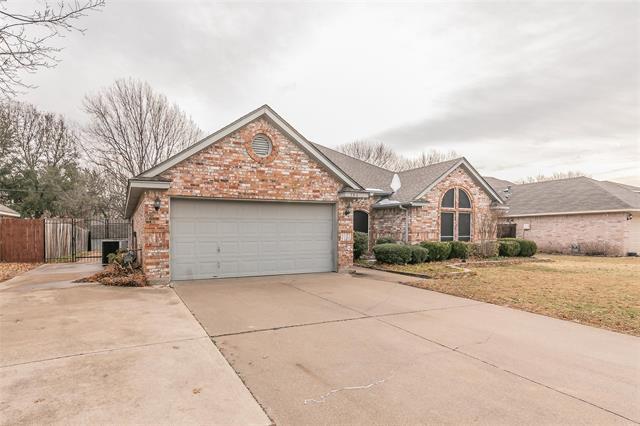 Building Photo - 344 College St S