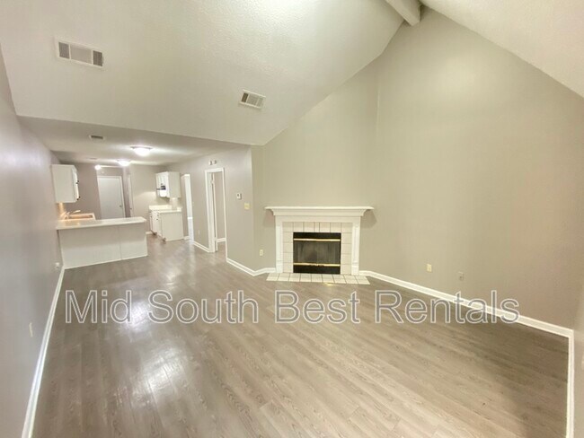 Building Photo - 7721 Shadowland Dr