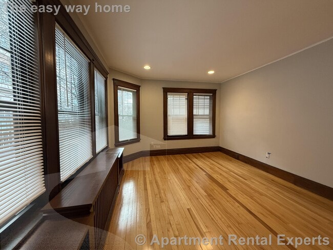 Photo - 13 Story St Apartment