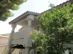 Building Photo - 445 Mesa Blvd
