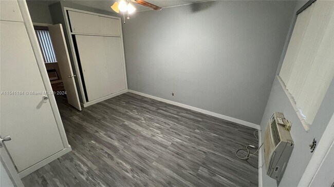 Foto del edificio - 2211 Lincoln St