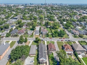 Building Photo - 1509D Sweetbriar Ave