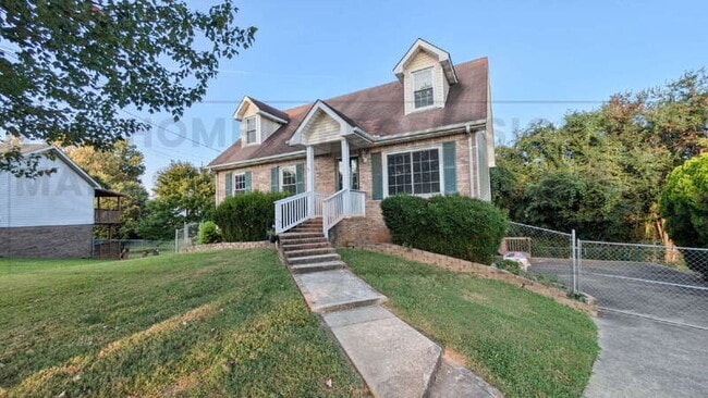 Building Photo - 3388 Oak Park Dr