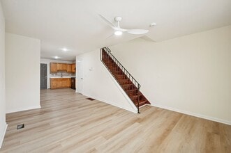 Building Photo - 219 S Cecil St