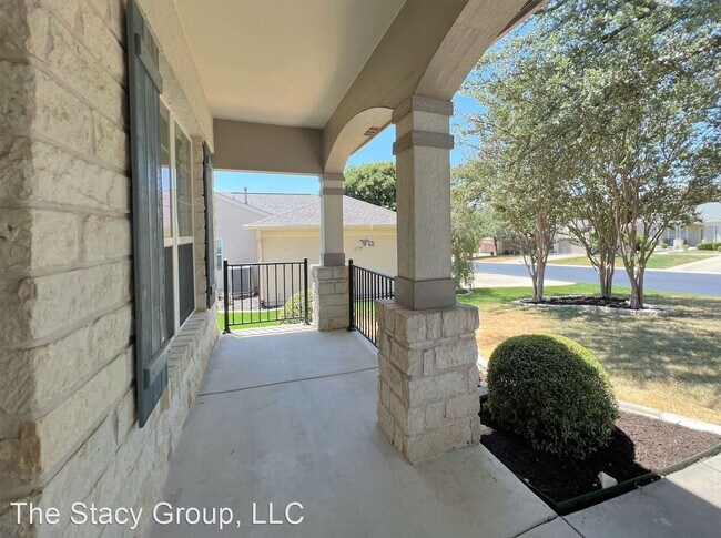 Foto del edificio - 3 br, 2 bath House - 808 Armstrong Drive