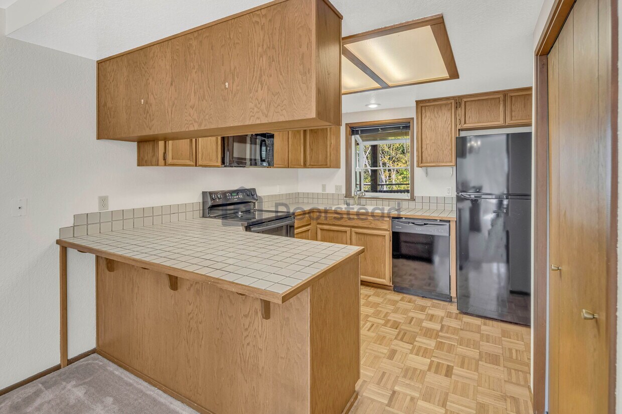 Primary Photo - 12303 SE 60th St