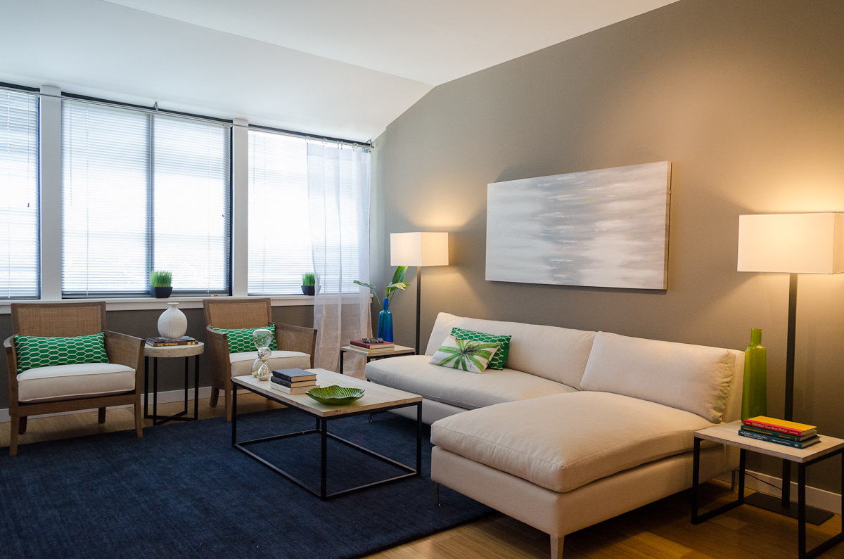 Living Room - 1200 Bedford