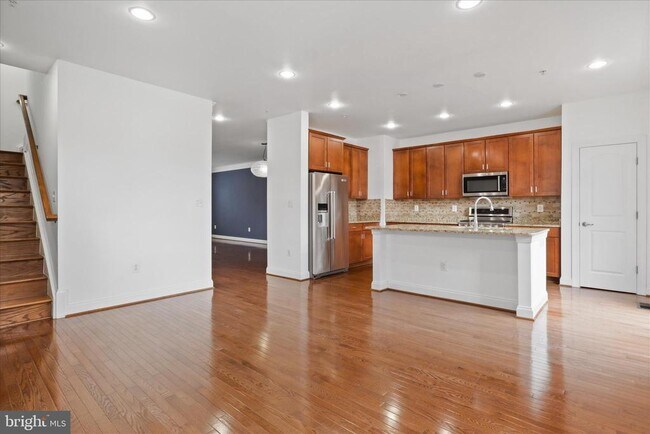 Building Photo - 8072 Criaza Branch Ct