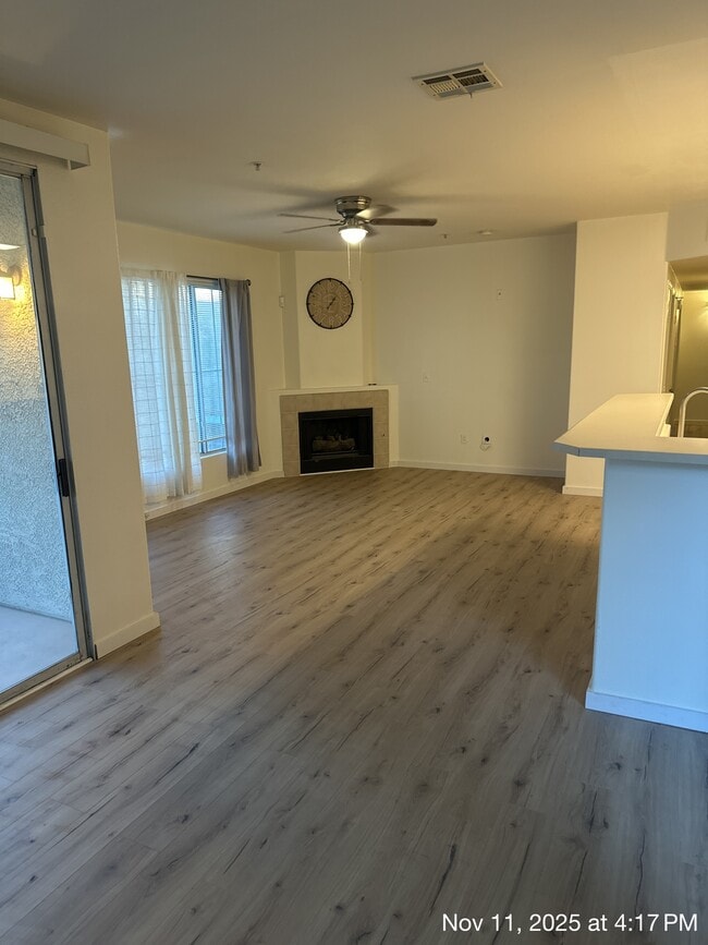 Building Photo - 7143 S Durango Dr