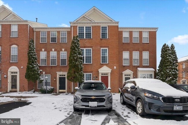 Photo - 13133 Park Crescent Cir Townhome
