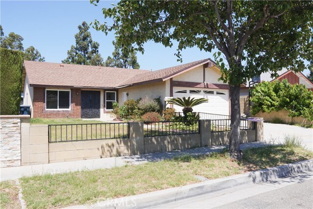 Primary Photo - 13045 La Jara St
