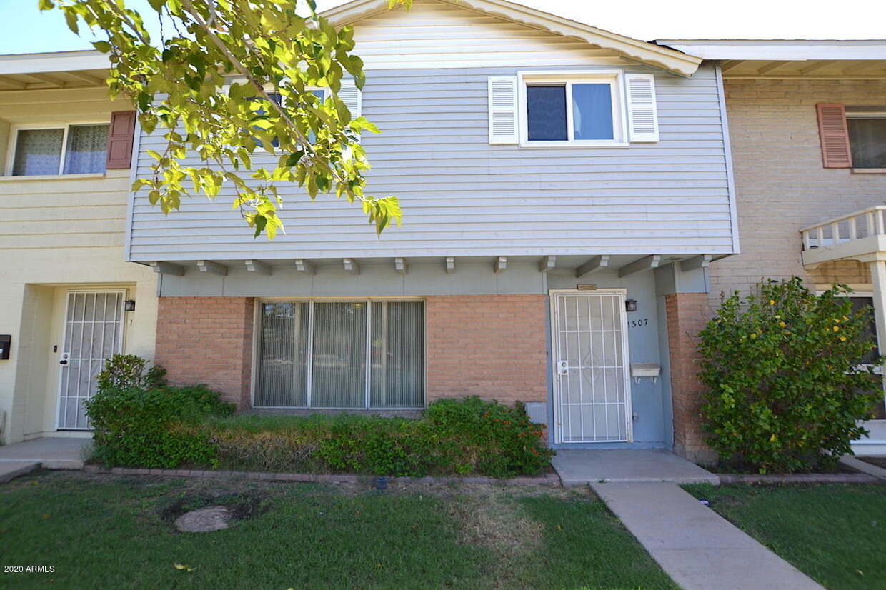 Primary Photo - 1307 N 44th St